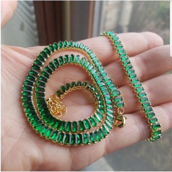 Swarovski Elements Gold Emerald Green Emerald-cut Baguette Tennis Bracelet NEW - Picture 9 of 13